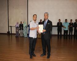 Anugerah Pekerja Contoh Bulanan