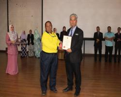 Anugerah Pekerja Contoh Bulanan