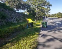 KERJA-KERJA PEMBERSIHAN JALAN JKR