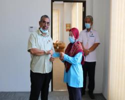 SUMBANGAN KEPADA ANAK - ANAK YATIM, KAKITANGAN MAJLIS BANDARAYA SEREMBAN