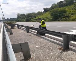 PEMBERSIHAN JALAN-JALAN JKR