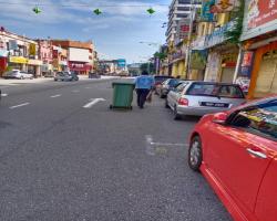 KERJA-KERJA PEMBERSIHAN JALAN JKR