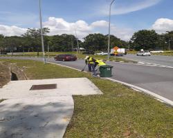 KERJA-KERJA PEMBERSIHAN JALAN JKR