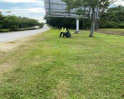 KERJA - KERJA PEMBERSIHAN JALAN JKR