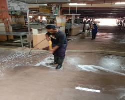 KERJA-KERJA PEMBERSIHAN PASAR-PASAR AWAM