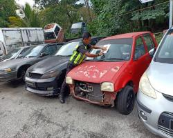 PEMERIKSAAN ADUAN BERKAITAN (HALANGAN KENDERAAN TERBIAR)