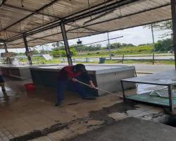 KERJA-KERJA PEMBERSIHAN PASAR-PASAR AWAM