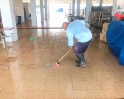 KERJA-KERJA PEMBERSIHAN PASAR-PASAR AWAM