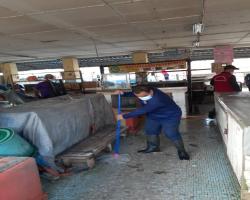KERJA-KERJA PEMBERSIHAN PASAR-PASAR AWAM