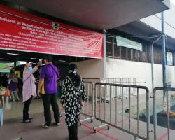 OPERASI PEMERIKSAAN SUHU DI PASAR AWAM1