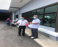SUMBANGAN BEKALAN IKAN SEMBILANG KEPADA KAKITANGAN MAJLIS BANDARAYA SEREMBAN