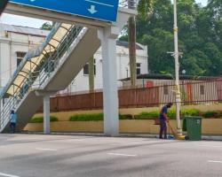 KERJA-KERJA PEMBERSIHAN JALAN JKR
