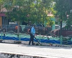 KERJA-KERJA PEMBERSIHAN JALAN JKR