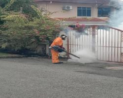 AKTIVITI KAWALAN DEMAM DENGGI DALAM KAWASAN MBS