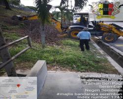 PEMBERSIHAN KAWASAN DI SMK SERI PAGI