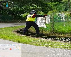 KERJA-KERJA MENURUNKAN POSTER BUNTING BANNER HARAM & TAMAT TEMPOH