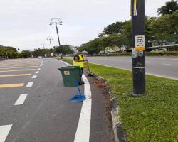 KERJA-KERJA PEMBERSIHAN JALAN JKR