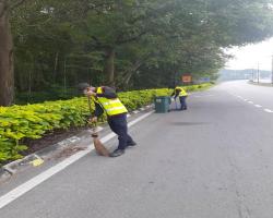 KERJA-KERJA PEMBERSIHAN JALAN JKR