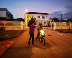 OPERASI PEMERIKSAAN SUHU & PEMATUHAN JARAK SOSIAL