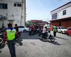 OPERASI PEMERIKSAAN SUHU & PEMATUHAN JARAK SOSIAL