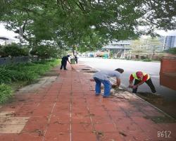 KERJA-KERJA PEMBERSIHAN JALAN JKR