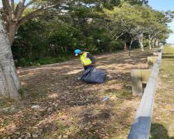 KERJA-KERJA PEMBERSIHAN JALAN JKR