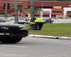 KERJA-KERJA MENURUNKAN POSTER, BUNTING, BANNER HARAM & TAMAT TEMPOH