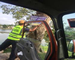 KERJA-KERJA MENURUNKAN POSTER, BUNTING, BANNER HARAM & TAMAT TEMPOH