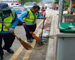 KERJA-KERJA PEMBERSIHAN JALAN JKR