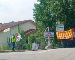 KERJA-KERJA MENURUNKAN POSTER, BUNTING, BANNER HARAM & TAMAT TEMPOH