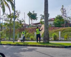 KERJA-KERJA MENURUNKAN POSTER, BUNTING, BANNER HARAM & TAMAT TEMPOH