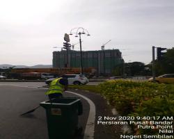 KERJA-KERJA PEMBERSIHAN JALAN JKR