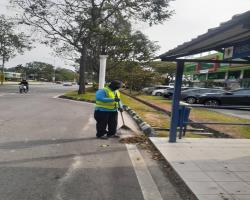 KERJA-KERJA PEMBERSIHAN JALAN JKR
