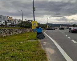 KERJA-KERJA PEMBERSIHAN JALAN JKR