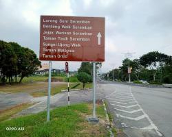 PEMASANGAN PAPAN PELANCONGAN