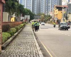 KERJA-KERJA PEMBERSIHAN JALAN JKR