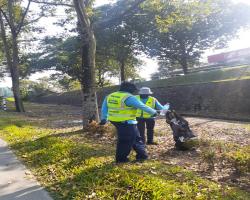 KERJA-KERJA PEMBERSIHAN JALAN JKR