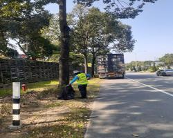 KERJA-KERJA PEMBERSIHAN JALAN JKR