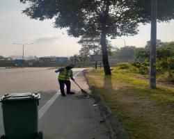 KERJA-KERJA PEMBERSIHAN JALAN JKR