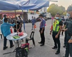 PASAR MALAM TAMAN SEMARAK