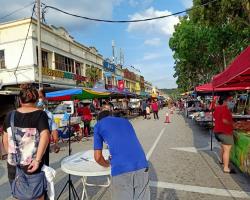 PASAR MALAM TAMAN BUKIT GALENA