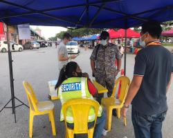 PASAR MALAM PELANCONGAN NILAI 3