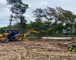 PADANG TAMAN PINGGIRAN SENAWANG, SEREMBAN