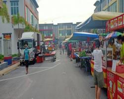 PASAR MALAM TAPAK PARKIR BLOSSOM. (BARU)