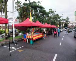TAPAK BAZAAR RAMADHAN JALAN BBN 12, BANDAR BARU NILAI