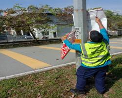 KERJA-KERJA MENURUNKAN POSTER, BUNTING, BANNER HARAM & TAMAT TEMPOH