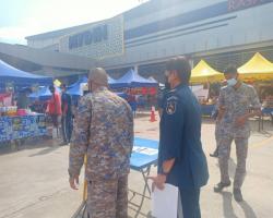 TAPAK BAZAAR PARKIR MYDIN SENAWANG.