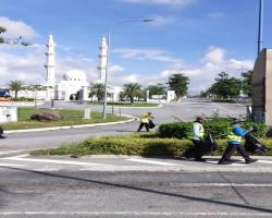 KERJA-KERJA PEMBERSIHAN JALAN JKR