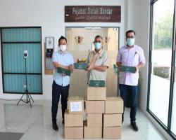 Sumbangan Hari Raya Aidilfitri Oleh YB Tuan Loke Siew Fook Ahli Parlimen Seremban dan YB Tuan Arul Kumar a/l Jambunathan ADUN Nilai.