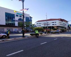 KERJA-KERJA PEMBERSIHAN JALAN JKR 